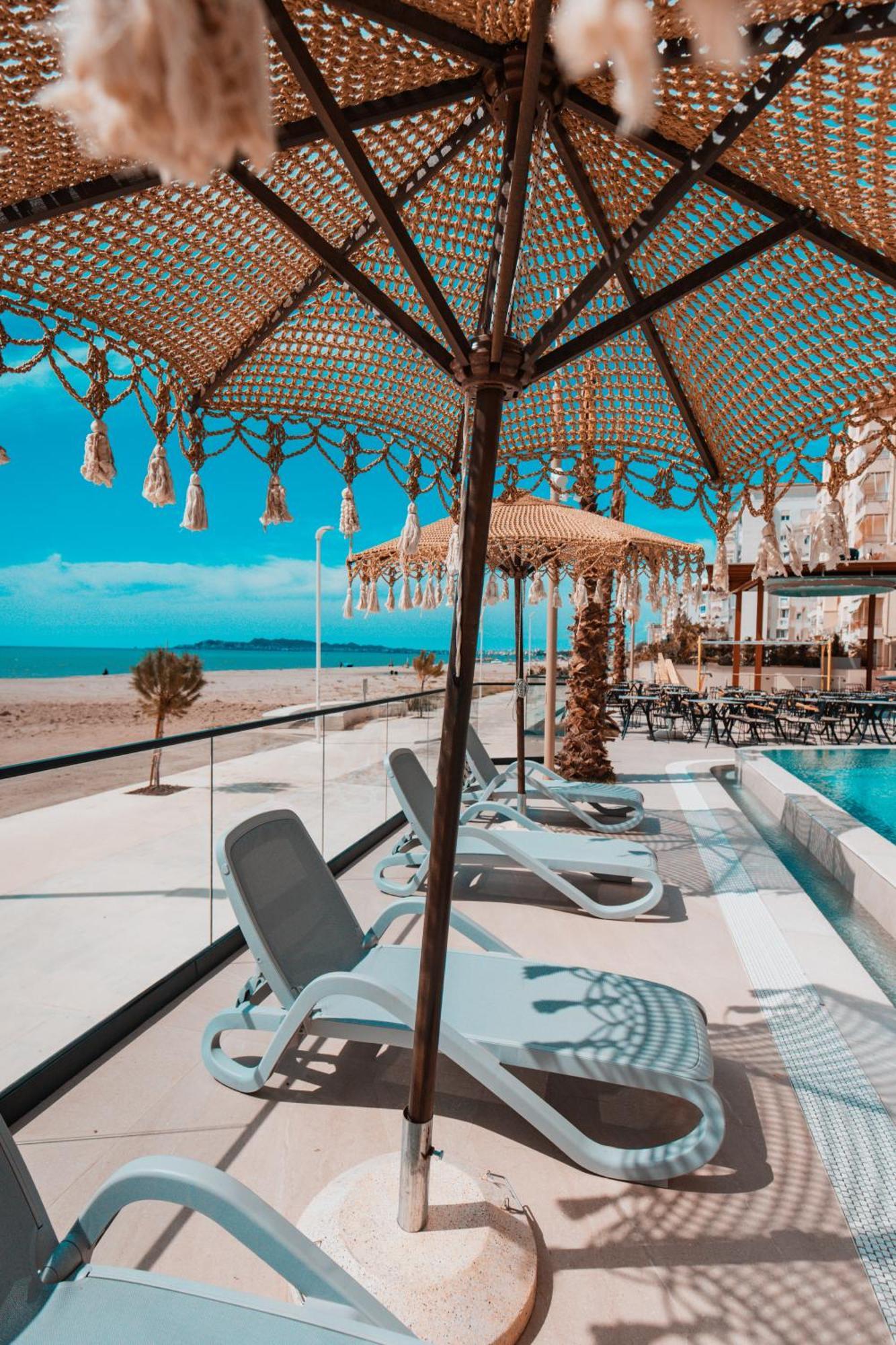 Royal G Deluxe Hotel Shkallnur Luaran gambar