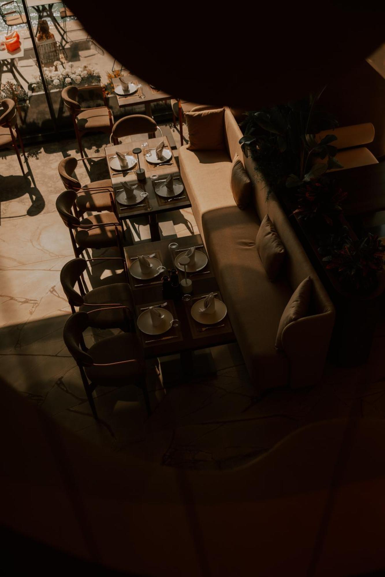 Royal G Deluxe Hotel Shkallnur Luaran gambar